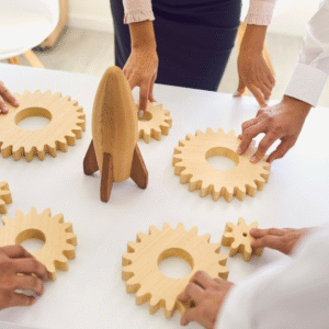 كيف تتواصل مع شركة ماستر تي؟
